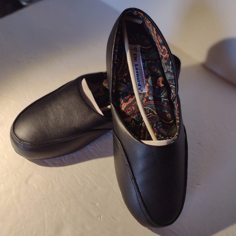 Dr. Leonard s Women's Shoes Slippers 7,M New